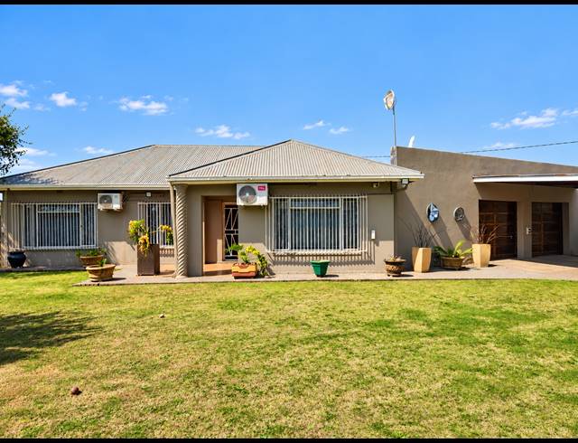 3 BEDROOM HOUSE FOR SALE IN DUNCANVILLE